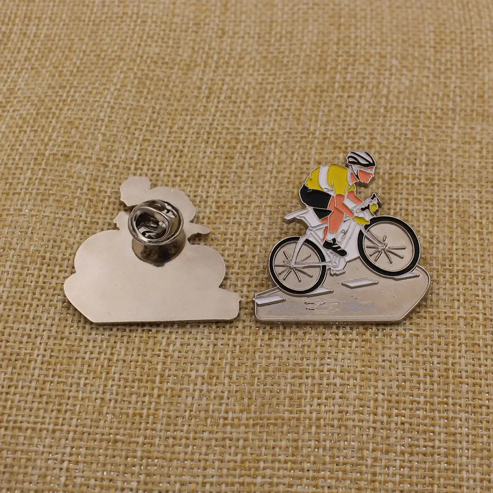 Supply custom bicycle badges hot sale back butterfly buckle metal badges 
Supply custom bicycle badges hot sale back butterfly buckle metal badges
