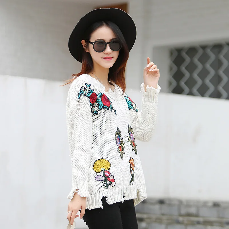 Hiawatha Autumn Winter Knitted Pullover Casual Loose Embroidery Sweater Women Long Sleeve V-Neck Sweaters 2020 M003
Hiawatha Autumn Winter Knitted Pullover Casual Loose Embroidery Sweater Women Long Sleeve V-Neck Sweaters 2020 M003