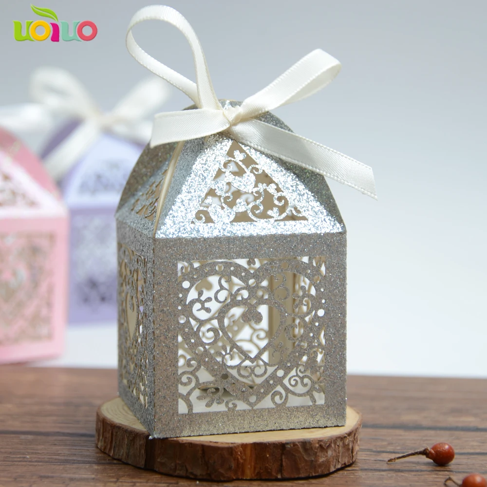 Free shipping!!!!!laser cut glitter gold and sliver Wedding gift boxes,wedding souvenirs favour boxes with ribbon
Free shipping!!!!!laser cut glitter gold and sliver Wedding gift boxes,wedding souvenirs favour boxes with ribbon