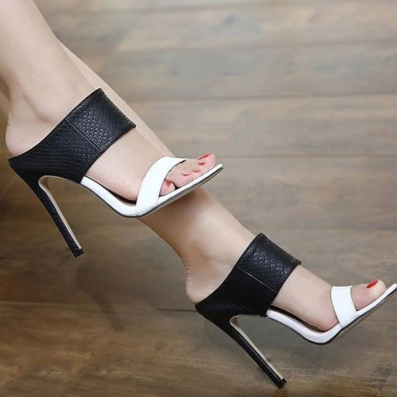 Summer Black and White Snakeskin Print Super High Stiletto Sandals Footwear Large Size 11 15 For Ladies Shoes Dress Party 2022
Summer Black and White Snakeskin Print Super High Stiletto Sandals Footwear Large Size 11 15 For Ladies Shoes Dress Party 2022