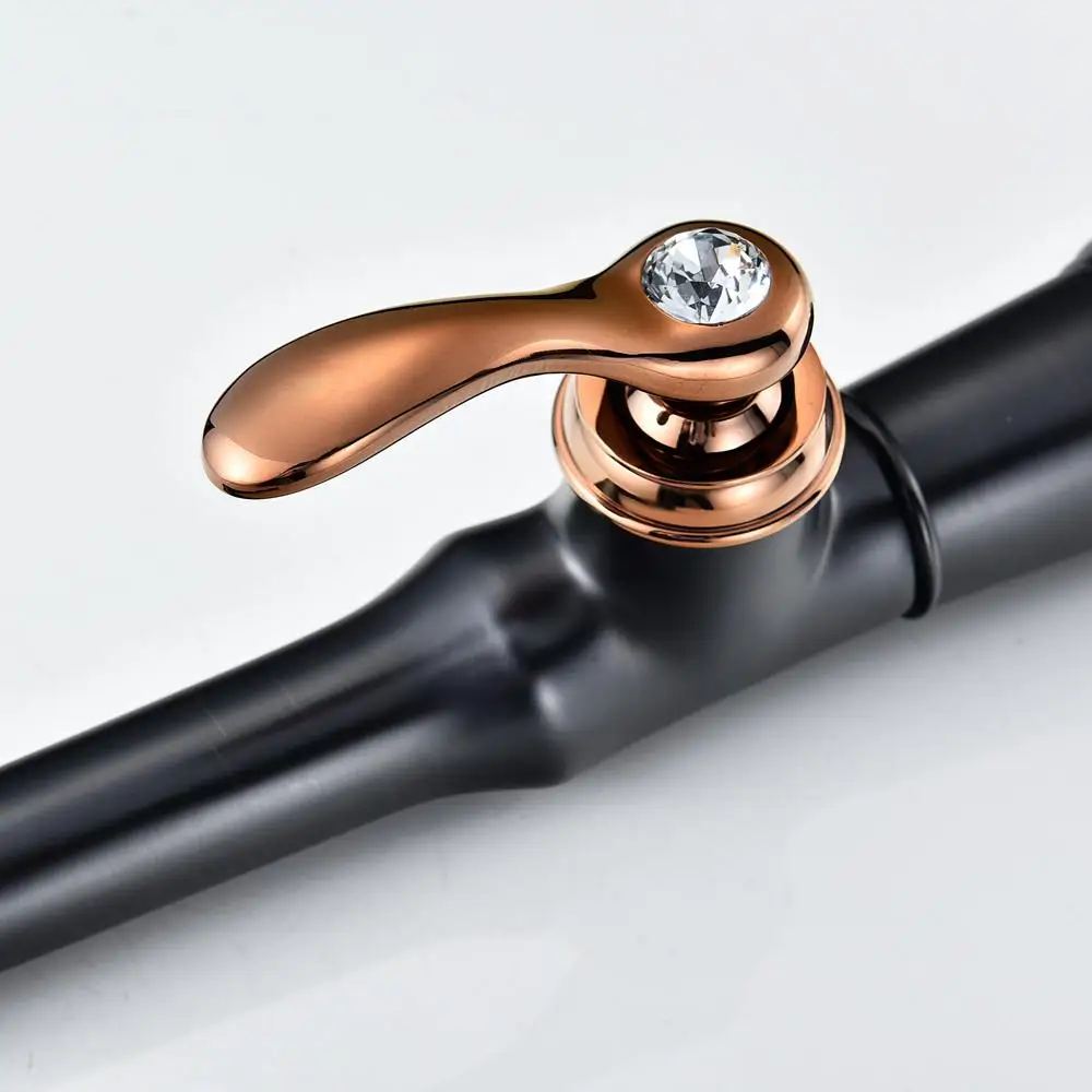 Luxury Black Kitchen Faucet 360 Degree Rotation Black Bronze Faucets Hot and Cold Water Solid Brass Tap Mixer ML824
Luxury Black Kitchen Faucet 360 Degree Rotation Black Bronze Faucets Hot and Cold Water Solid Brass Tap Mixer ML824