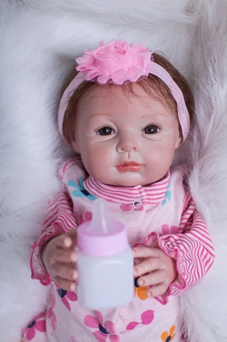Realistic baby doll reborn 22" adorable girl silicone newborn babies chidren doll toy kids bebe gift reborn realista bonecas
Realistic baby doll reborn 22" adorable girl silicone newborn babies chidren doll toy kids bebe gift reborn realista bonecas