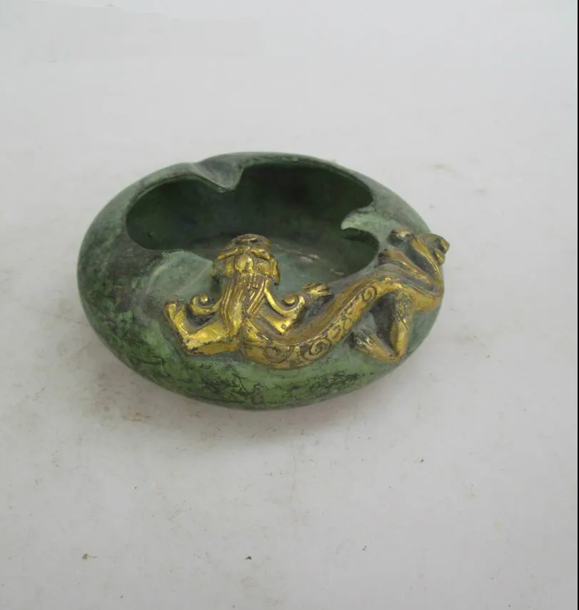 Chinese Old Bronze Carved Dragon Pen wash Box/Art Craft For Home Decoration Antique Collection
Chinese Old Bronze Carved Dragon Pen wash Box/Art Craft For Home Decoration Antique Collection