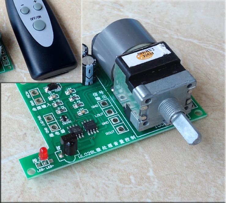 AC 8V - 12V / DC9V Retrofit Audio Preamplifier Microcomputer Processing Volume Control Board
AC 8V - 12V / DC9V Retrofit Audio Preamplifier Microcomputer Processing Volume Control Board