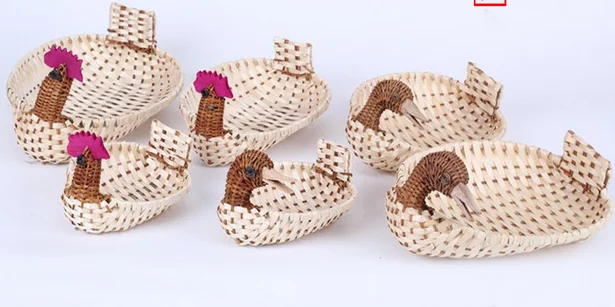 Bamboo weaving chickens and ducks creative animal shape dessert bread basket fruit cosmetics storage basket
Bamboo weaving chickens and ducks creative animal shape dessert bread basket fruit cosmetics storage basket