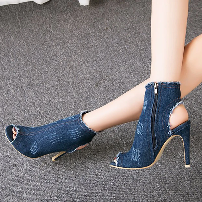 Fashion Denim Ankle Boots Women Summer Shoes 10cm High Heels Peep Toe Backless Boots Casual Thin Heels Zipper Boots Ladies Shoes
Fashion Denim Ankle Boots Women Summer Shoes 10cm High Heels Peep Toe Backless Boots Casual Thin Heels Zipper Boots Ladies Shoes
