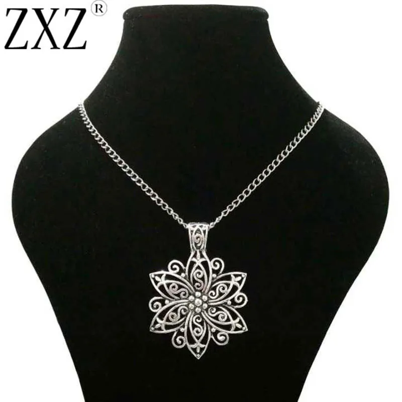 ZXZ Large Abstract Metal Filigree Flower Pendant on Long Chain Necklace Lagenlook 34" Long
ZXZ Large Abstract Metal Filigree Flower Pendant on Long Chain Necklace Lagenlook 34" Long