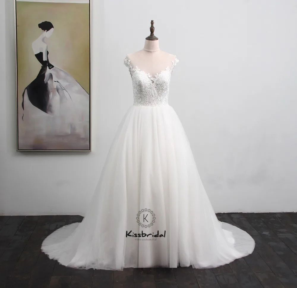 New Design Long Wedding Dress 2018 Summer Scoop Cap Sleeve A-line Appliques Tulle Bridal Gowns Button Back Cestido de noiva
New Design Long Wedding Dress 2018 Summer Scoop Cap Sleeve A-line Appliques Tulle Bridal Gowns Button Back Cestido de noiva