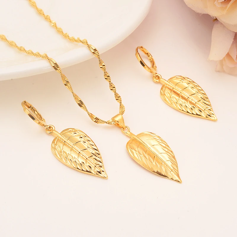 gold Necklace Earring Set Women Party Gift big Leaf Jewelry Sets daily wear mother gift DIY charms women girls Fine Jewelry
gold Necklace Earring Set Women Party Gift big Leaf Jewelry Sets daily wear mother gift DIY charms women girls Fine Jewelry