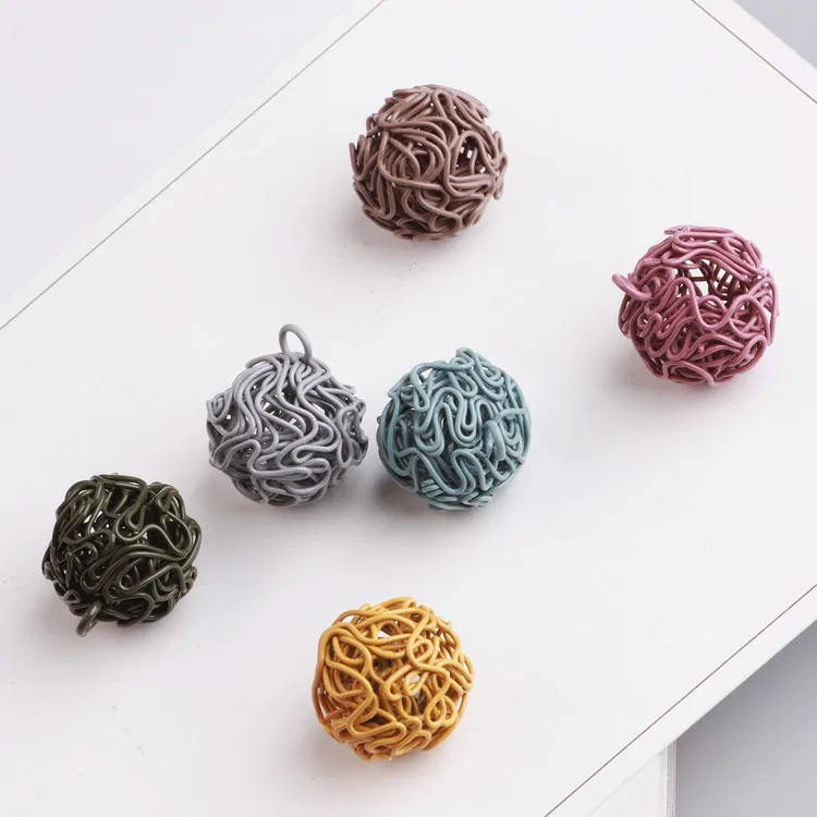 New Arrival 50PCs 16*19MM 3D Round Alloy Mesh Ball Pendant Charms Enamel Oil Drop Metal DIY jewelry Findings Bracelet Charm
New Arrival 50PCs 16*19MM 3D Round Alloy Mesh Ball Pendant Charms Enamel Oil Drop Metal DIY jewelry Findings Bracelet Charm