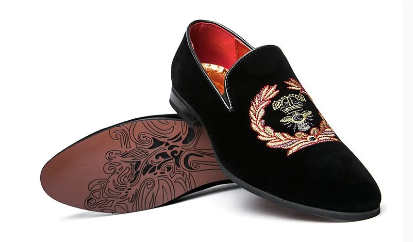 New Style Men Classical Retro Flower Slip On Loafers Men Breathable Spring Autumn Black Casual Leather Loafers Men Dress Shoes
New Style Men Classical Retro Flower Slip On Loafers Men Breathable Spring Autumn Black Casual Leather Loafers Men Dress Shoes