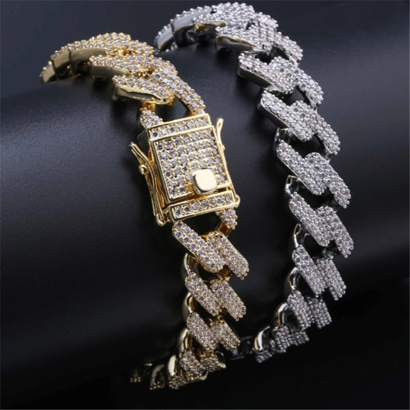 2019 Full Rhinestone Iced Out Men Hip hop Bling Cuban Bracelet Paved Rhinestones Chain Copper CZ Bracelets For Women Men Jewelry
2019 Full Rhinestone Iced Out Men Hip hop Bling Cuban Bracelet Paved Rhinestones Chain Copper CZ Bracelets For Women Men Jewelry