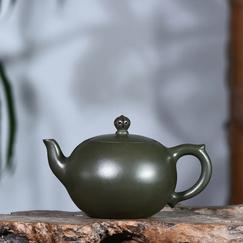 authentic masters all hand undressed ore azure clay grain of pearl pot of kung fu tea tea set of a small size
authentic masters all hand undressed ore azure clay grain of pearl pot of kung fu tea tea set of a small size