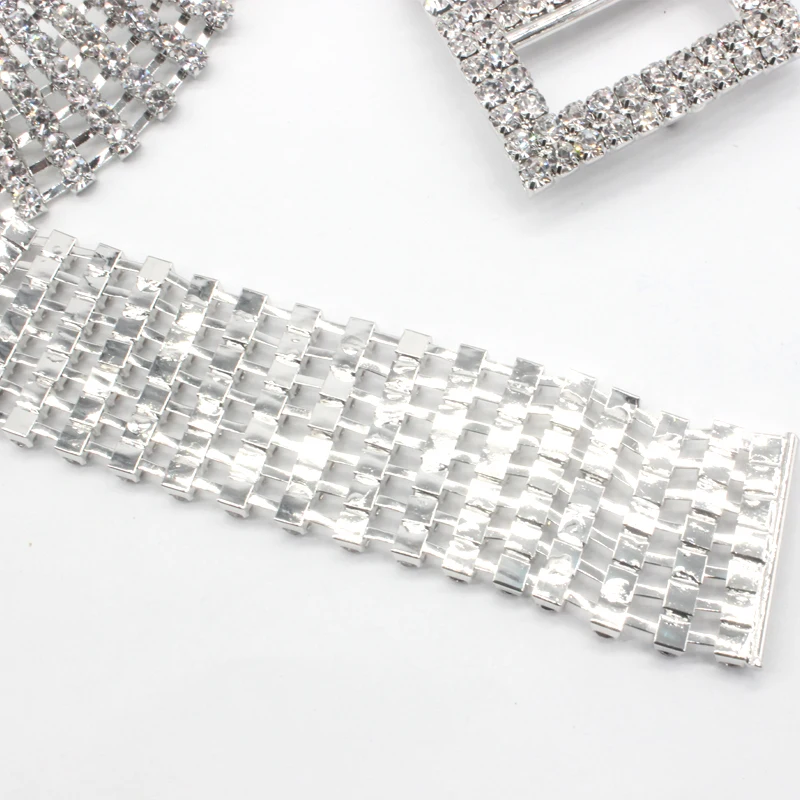 2019 New Luxury belts Women's Full Rhinestone bride Dress Belt Silver Bling Female Crystal Waistband Wedding Belt accessories
2019 New Luxury belts Women's Full Rhinestone bride Dress Belt Silver Bling Female Crystal Waistband Wedding Belt accessories