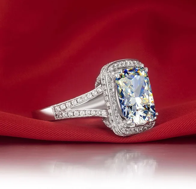 8CT Cushion Extreme Luxury White Gold Diamond Engagement Solitaire Gold Ring For Women 18K Jewelry Ring AU750 Wedding
8CT Cushion Extreme Luxury White Gold Diamond Engagement Solitaire Gold Ring For Women 18K Jewelry Ring AU750 Wedding