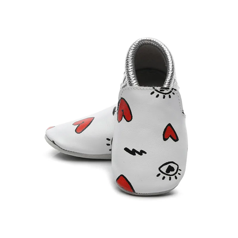 Newborn Leopard Heart Baby Shoes Genuine Leather Fringe First Walker Soft Sole Fashion Crib Baby Boy Shoes
Newborn Leopard Heart Baby Shoes Genuine Leather Fringe First Walker Soft Sole Fashion Crib Baby Boy Shoes