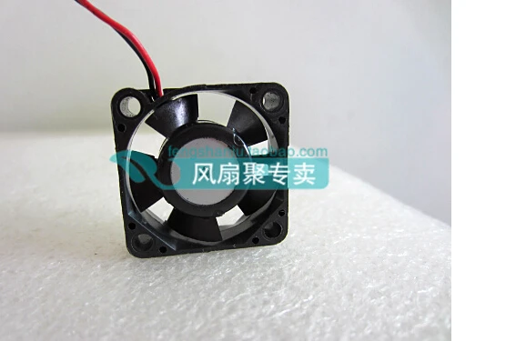 New original NMB 1204KL-01W-B50 3CM 3010 5V 0.24A 30*30*10mm dual ball bearing large air flow cooling fan
New original NMB 1204KL-01W-B50 3CM 3010 5V 0.24A 30*30*10mm dual ball bearing large air flow cooling fan