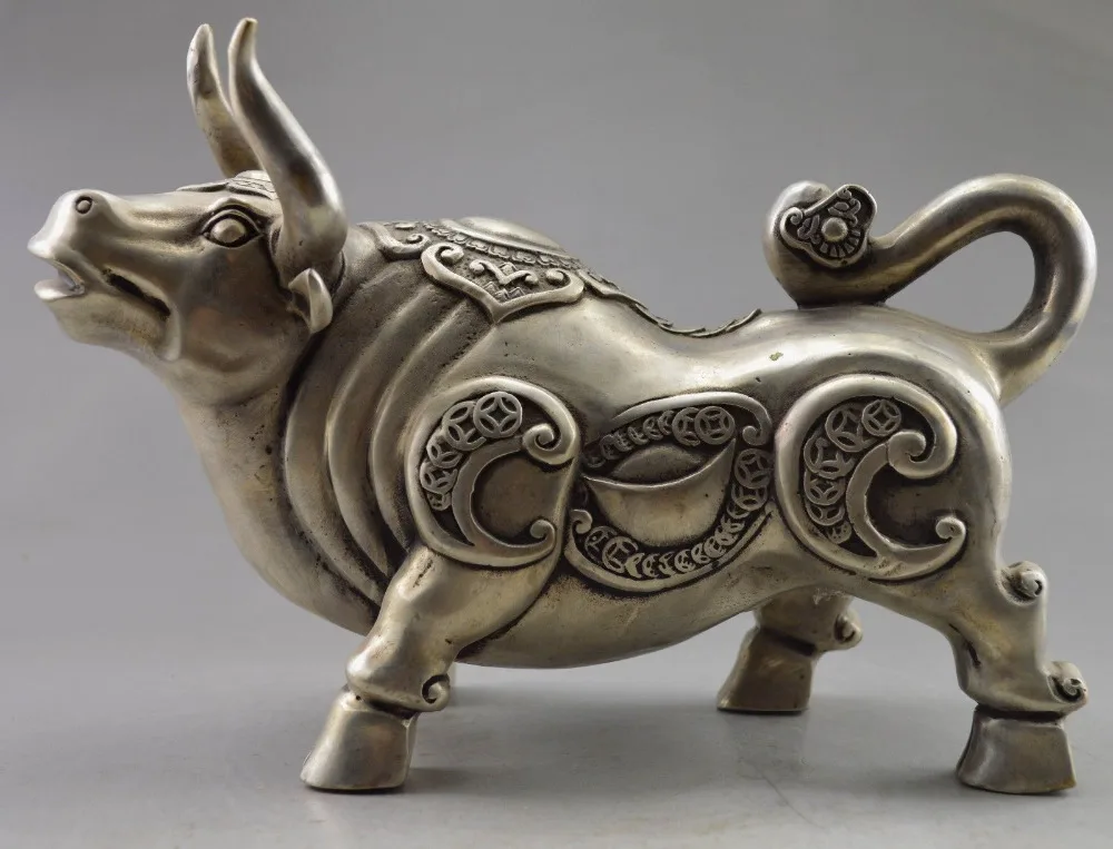 Decorated Old Handwork Tibet Silver Carved Big Zodiac Cattle Statue Cheap silver art Decoration 100% real Tibetan Silver Brass
Decorated Old Handwork Tibet Silver Carved Big Zodiac Cattle Statue Cheap silver art Decoration 100% real Tibetan Silver Brass