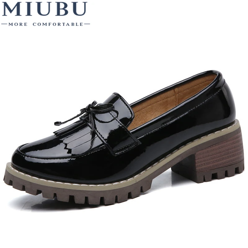 MIUBU Women Flats Shoes Tassel Knot Patent Leather Loafers Med Heel Shoes Boat Women Moccasin Mules Shoes for women Autumn
MIUBU Women Flats Shoes Tassel Knot Patent Leather Loafers Med Heel Shoes Boat Women Moccasin Mules Shoes for women Autumn