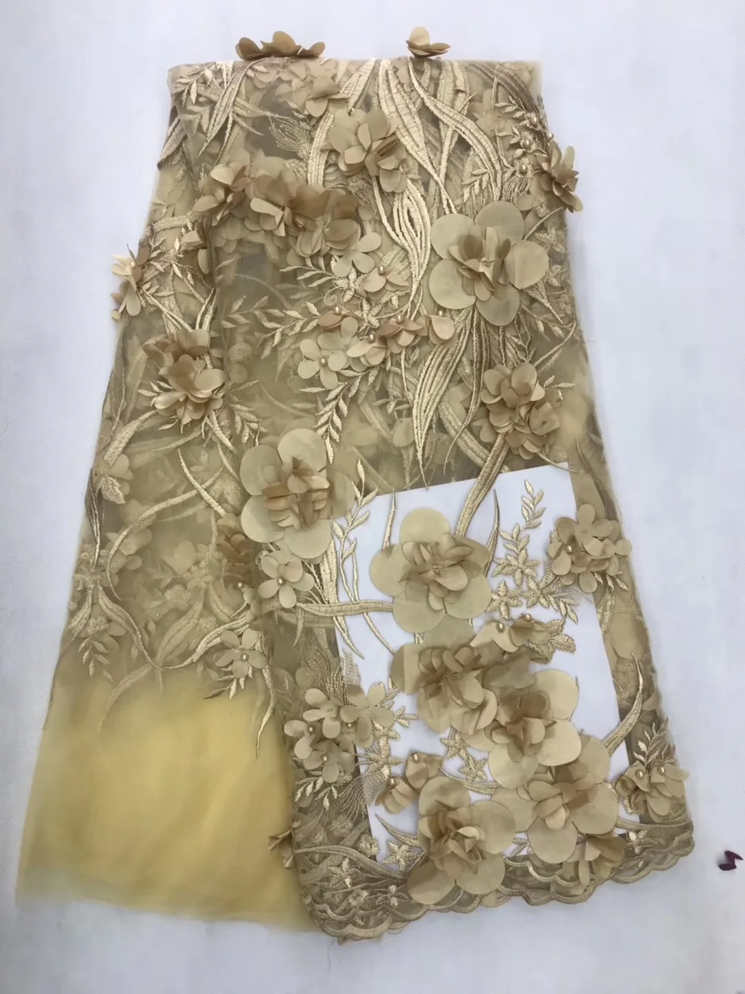 Nigerian Lace Fabric 2018 High Quality Lace Gold French Mesh Lace Applique Sequin ,Beaded Lace-Fabric For Wedding Dress JL141
Nigerian Lace Fabric 2018 High Quality Lace Gold French Mesh Lace Applique Sequin ,Beaded Lace-Fabric For Wedding Dress JL141