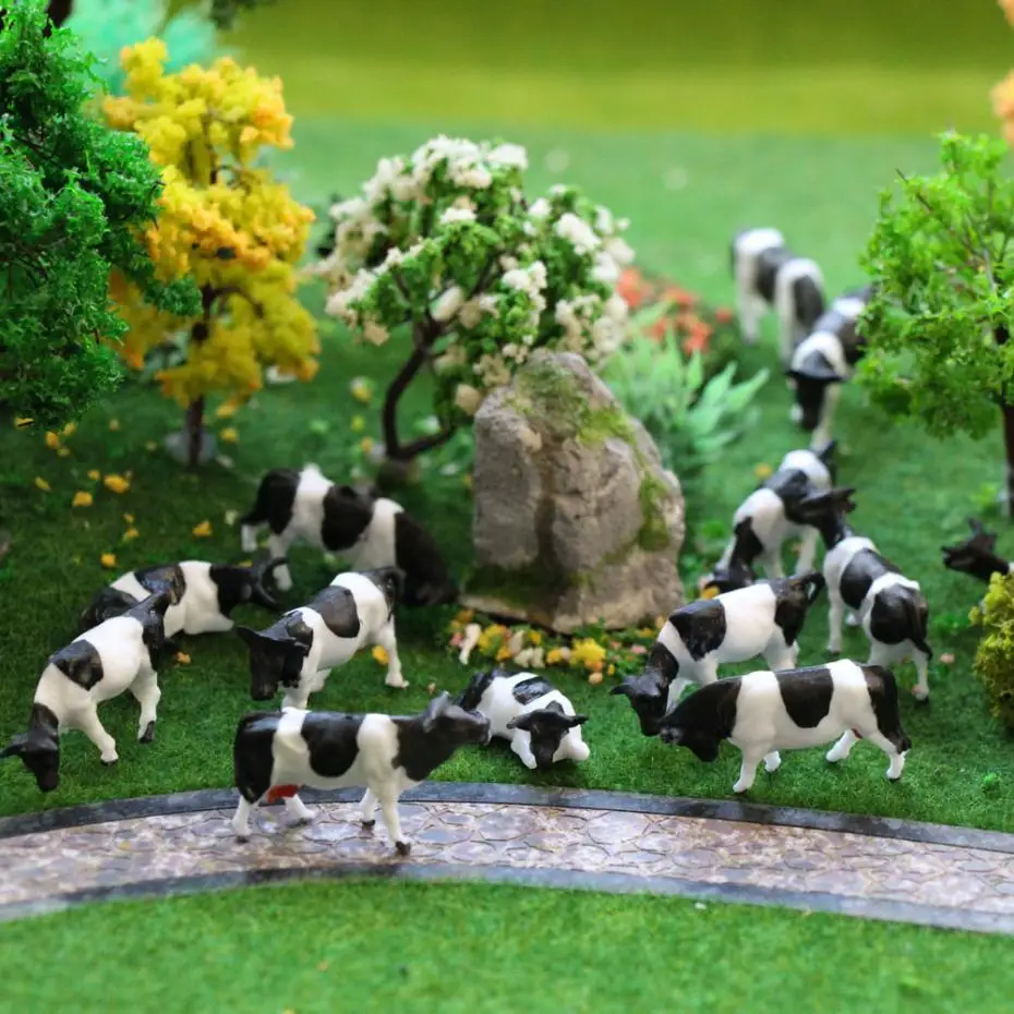 P8714 32pcs HO Scale painted Farm Animals Cows 8 different poses Model Railway NEW
P8714 32pcs HO Scale painted Farm Animals Cows 8 different poses Model Railway NEW