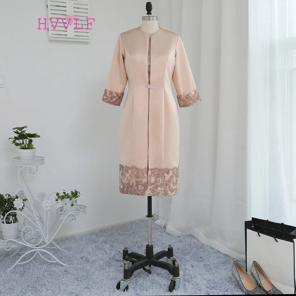 Plus Size Mother Of The Bride Dresses Sheath With Jacket Satin Lace Applique Wedding Party Dress Mother Dresses For Wedding
Plus Size Mother Of The Bride Dresses Sheath With Jacket Satin Lace Applique Wedding Party Dress Mother Dresses For Wedding