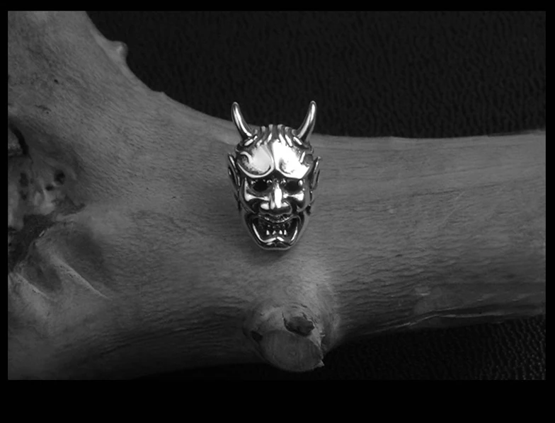 100% Real 925 Sterling Silver Skull Earrings Fashion Punk Jewelry Stud Earring For Men And Women Christams Gift 1244
100% Real 925 Sterling Silver Skull Earrings Fashion Punk Jewelry Stud Earring For Men And Women Christams Gift 1244