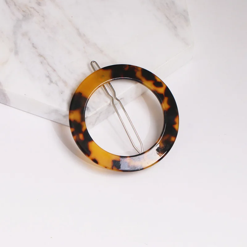 1PCS Japan Resin Acrylic Hairpins Geometric Round Triangle Leopard Print Hair Clips Hair Accessories for Women
1PCS Japan Resin Acrylic Hairpins Geometric Round Triangle Leopard Print Hair Clips Hair Accessories for Women