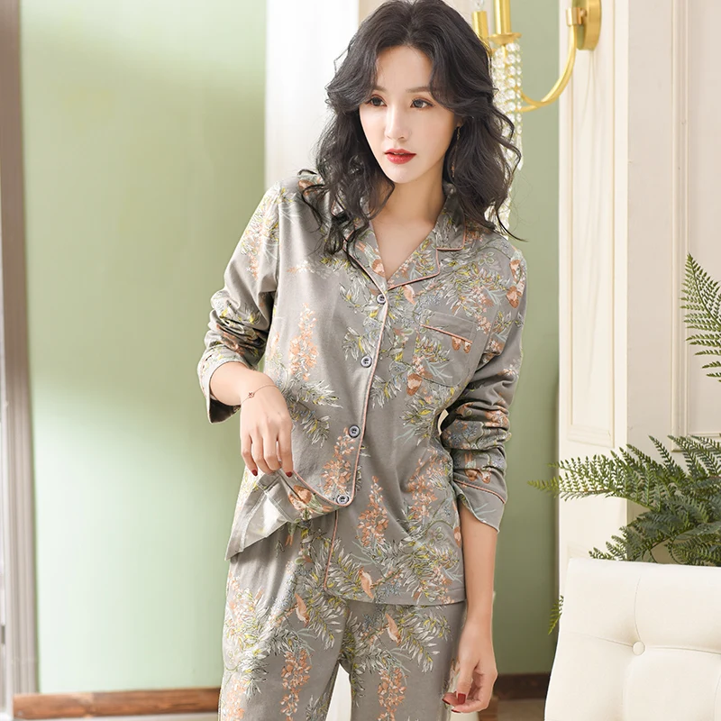 Pajamas For Women 2022 New Full Pure Cotton Women Home Suit Grey Floral Lapel Cardigan Top+Long Bottoms 2 Pcs Women Pajamas 3XL
Pajamas For Women 2022 New Full Pure Cotton Women Home Suit Grey Floral Lapel Cardigan Top+Long Bottoms 2 Pcs Women Pajamas 3XL