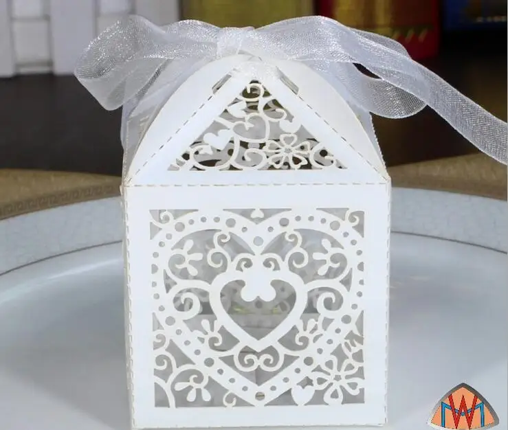 100pcs Laser Cut Hollow Heart Ribbon Wedding Party Baby Shower Favor Gift Ribbon Candy Box Boxes
100pcs Laser Cut Hollow Heart Ribbon Wedding Party Baby Shower Favor Gift Ribbon Candy Box Boxes