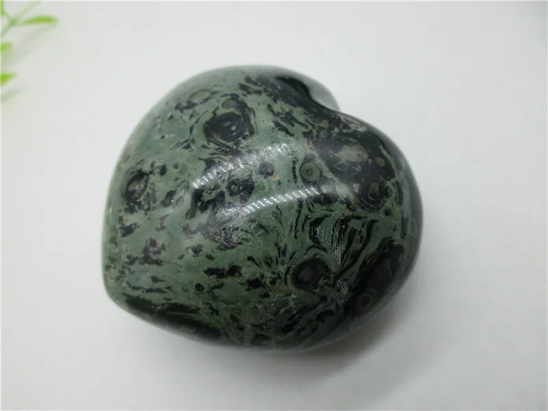 Natural Green Malachite Heart Healing Natural Mineral Sample Specimen Madagascar Energy Reiki Healing Collection 367gg
Natural Green Malachite Heart Healing Natural Mineral Sample Specimen Madagascar Energy Reiki Healing Collection 367gg