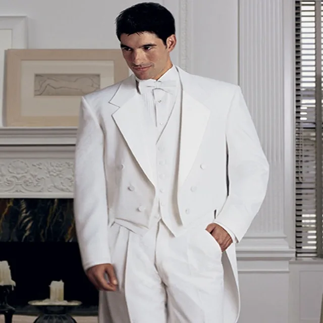 2018 Spring New Tailored White Double Breasted Groom Tuxedos Wedding Men Suits For Mens 3 Pieces Suits (jacket+pants+vest+tie)
2018 Spring New Tailored White Double Breasted Groom Tuxedos Wedding Men Suits For Mens 3 Pieces Suits (jacket+pants+vest+tie)