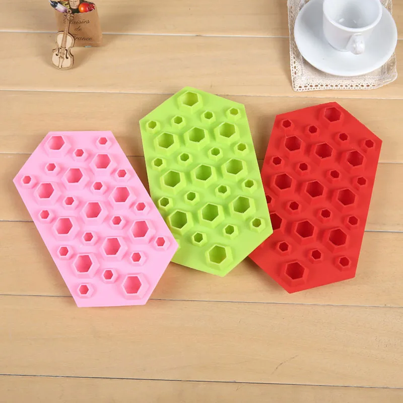 27 Lattices 3D Diamonds Gem Cool Ice Cube Chocolate Soap Tray Mold Silicone Fodant Mould Crystal Ice Cube ZA5693
27 Lattices 3D Diamonds Gem Cool Ice Cube Chocolate Soap Tray Mold Silicone Fodant Mould Crystal Ice Cube ZA5693