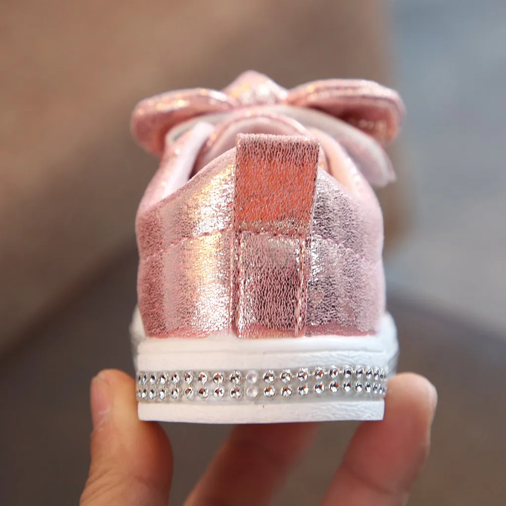 TELOTUNY Children Baby Girls Boys Bling Sequins Bowknot Crystal casual shoes child Run Sport Sneakers Non-slip Shoes Z0430
TELOTUNY Children Baby Girls Boys Bling Sequins Bowknot Crystal casual shoes child Run Sport Sneakers Non-slip Shoes Z0430