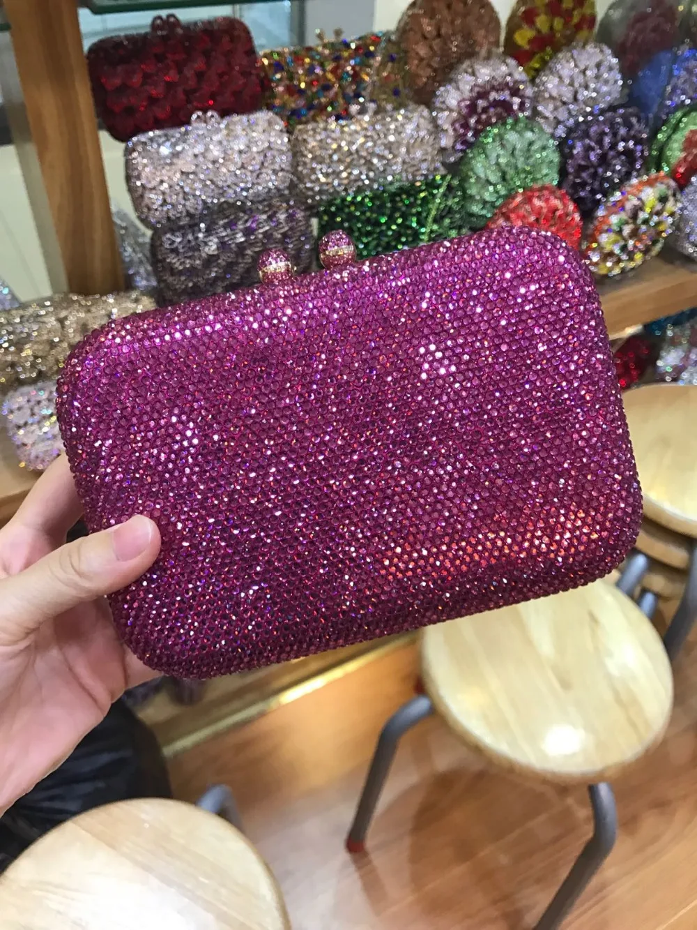blue white luxury evening bag exquisite 100% pure handmade clutch purse for lady party bags
blue white luxury evening bag exquisite 100% pure handmade clutch purse for lady party bags