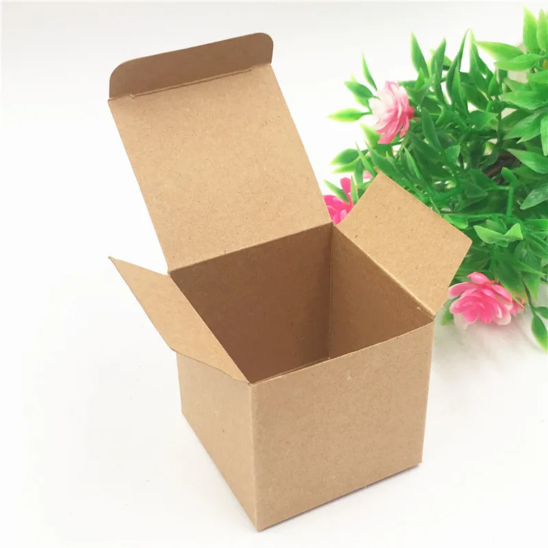 100Pcs/Lot Handmade Cute Cube Kraft Paper 5X5X5cm Boxes For Birthday Cupcake Muffin Box Holds Cookies Cake Chocolates Candy Box
100Pcs/Lot Handmade Cute Cube Kraft Paper 5X5X5cm Boxes For Birthday Cupcake Muffin Box Holds Cookies Cake Chocolates Candy Box