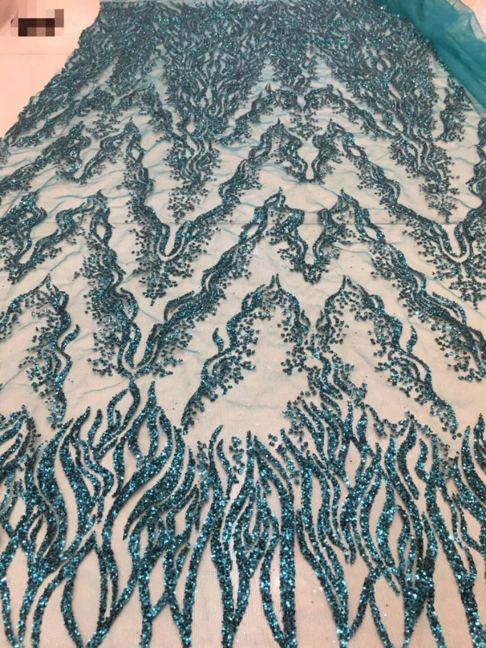 5yards/bag HL150# Dark green French cloth evening dress with African shimmer lace fabric for bridal wedding dress/sawing
5yards/bag HL150# Dark green French cloth evening dress with African shimmer lace fabric for bridal wedding dress/sawing