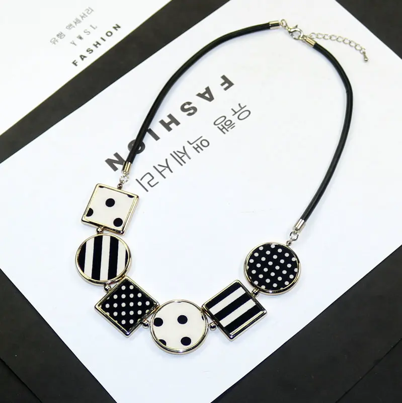 2021 Korean Fashion Women Pendant Necklace Vintage Cheap Charms Statement Punk Cute Wholesale Jewelry Aesthetic Accessories Sale
2021 Korean Fashion Women Pendant Necklace Vintage Cheap Charms Statement Punk Cute Wholesale Jewelry Aesthetic Accessories Sale