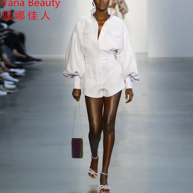 2021 new product, show style, stand collar cotton and linen loose foam sleeve shirt, high-waisted shorts suit
2021 new product, show style, stand collar cotton and linen loose foam sleeve shirt, high-waisted shorts suit