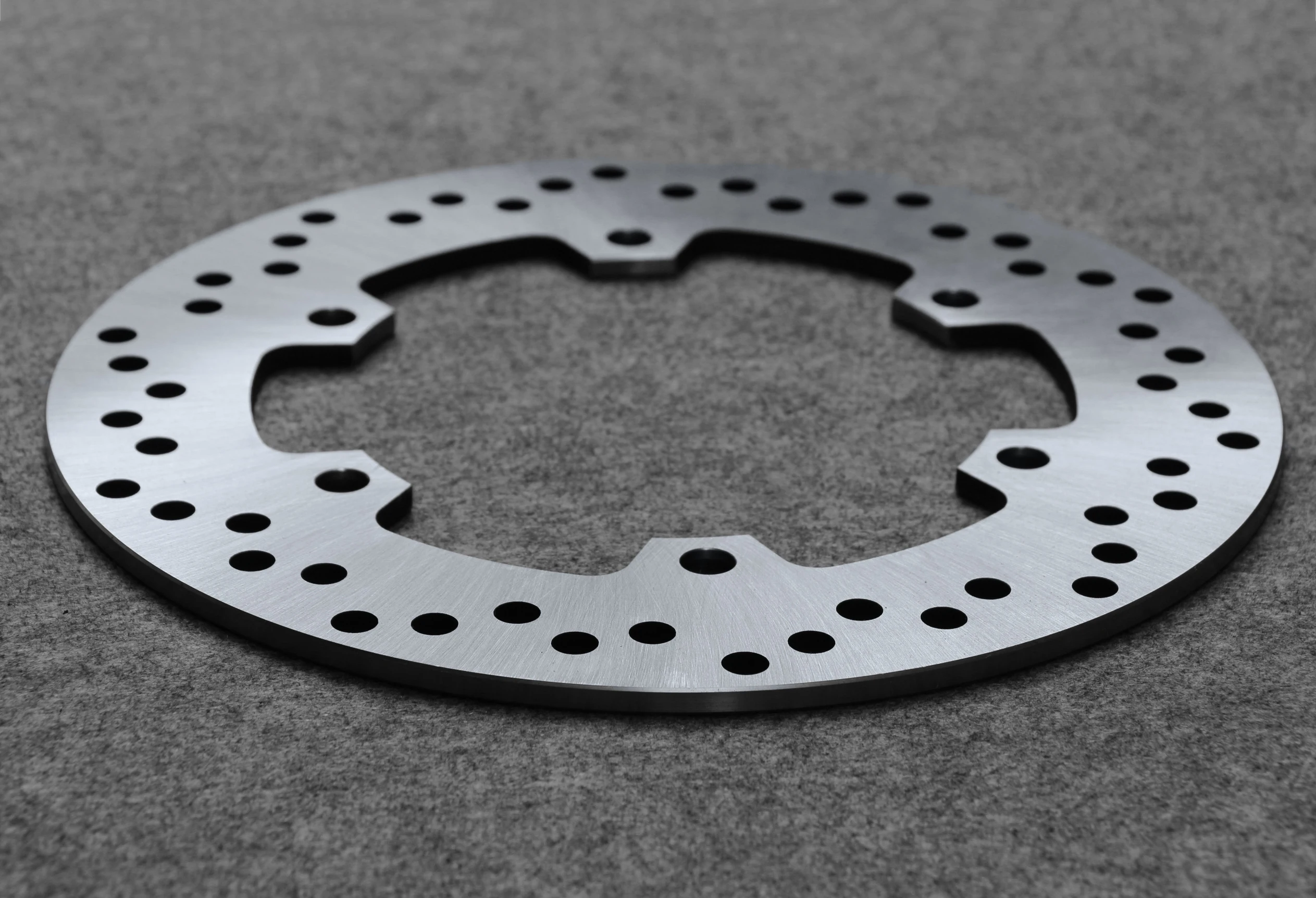 Rear Brake Disc Rotor Fit for Suzuki GSX1300 B-King GSX1300 R Hayabusa 2008-2016
Rear Brake Disc Rotor Fit for Suzuki GSX1300 B-King GSX1300 R Hayabusa 2008-2016