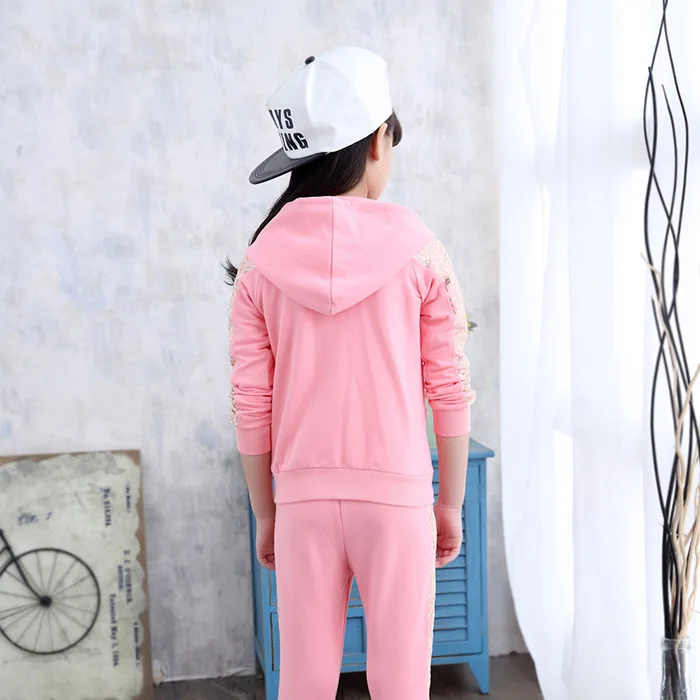 Children's Wear Girls Spring and Autumn Set New Korean Children's Sports Leisure Three-piece Cotton Set
Children's Wear Girls Spring and Autumn Set New Korean Children's Sports Leisure Three-piece Cotton Set