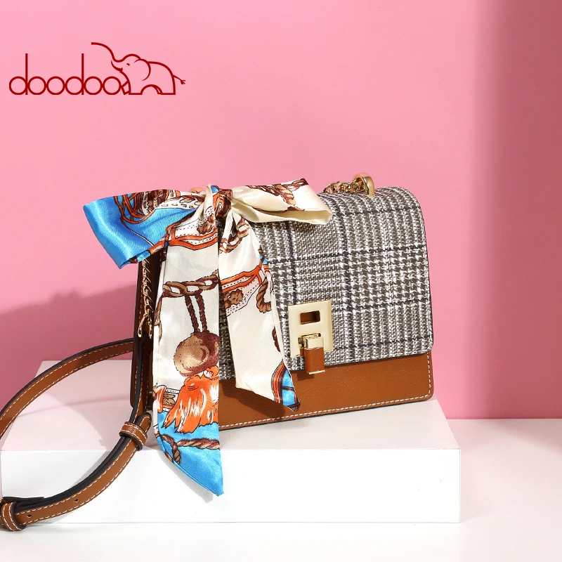2018 NEW women pu lady diamond lattice messenger bags with chains and ribbon fashion girls flap bags D8617
2018 NEW women pu lady diamond lattice messenger bags with chains and ribbon fashion girls flap bags D8617