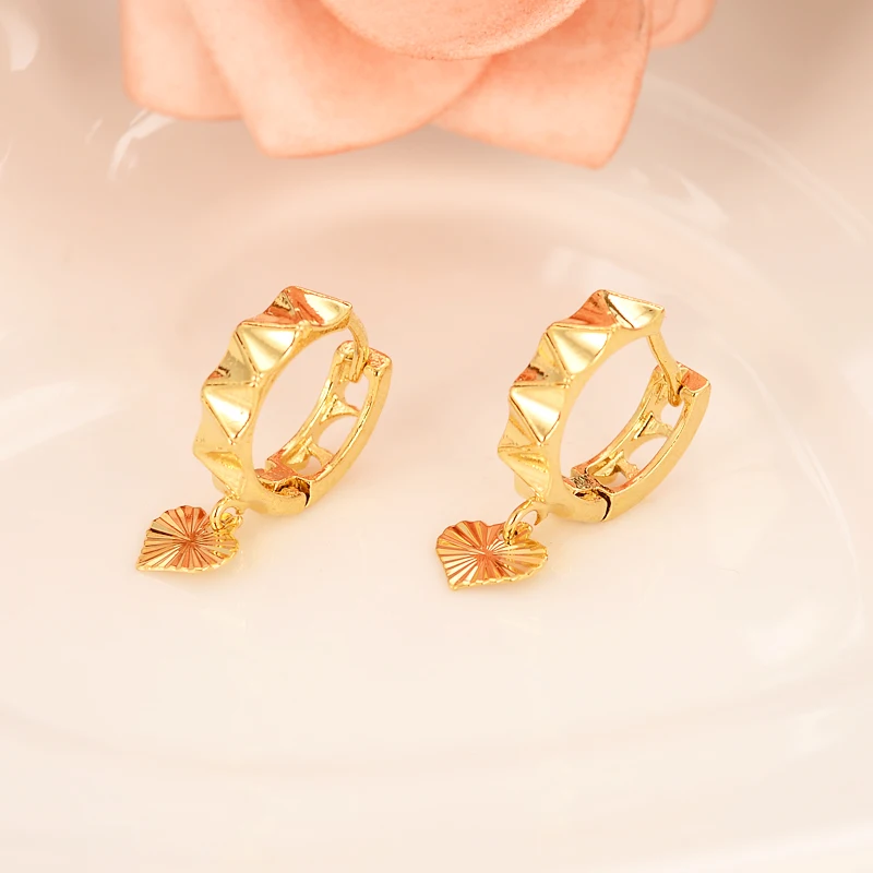 Bangrui Heart Earring For Girls/Ladies Birthday Gift Trendy Gold Color Engagement /Wedding Bands Promise Earring
Bangrui Heart Earring For Girls/Ladies Birthday Gift Trendy Gold Color Engagement /Wedding Bands Promise Earring