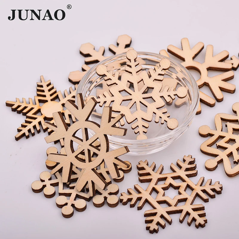 JUNAO 50mm 10pcs Wood Christmas Snowflakes Ornaments Wooden Pendants Xmas Tree Hanging New Year Christmas Decorations for Home
JUNAO 50mm 10pcs Wood Christmas Snowflakes Ornaments Wooden Pendants Xmas Tree Hanging New Year Christmas Decorations for Home