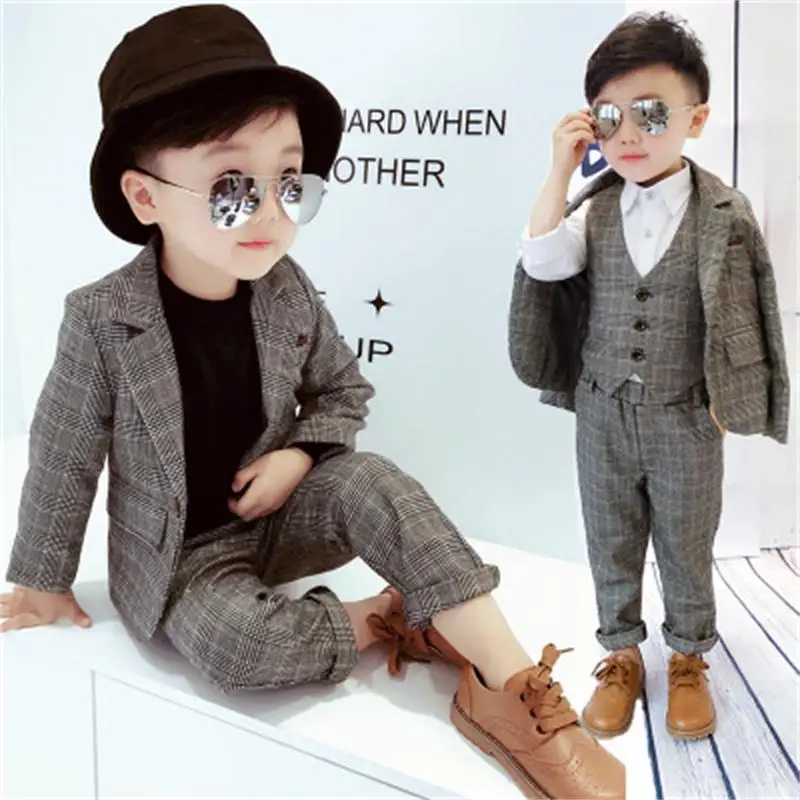 2018 Fashion New 3PCS Kids Lattice Wedding Blazer Suit Brand Flower Boys Formal Tuxedos School Suit Kids Spring Clothing Set
2018 Fashion New 3PCS Kids Lattice Wedding Blazer Suit Brand Flower Boys Formal Tuxedos School Suit Kids Spring Clothing Set