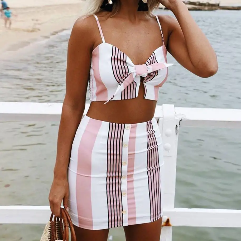 Fashion Womens Set 2 Pcs Summer Beach Bow Stripe Halter V Neck Vest Tops Button High Waist Mini Skirts Two Piece Set
Fashion Womens Set 2 Pcs Summer Beach Bow Stripe Halter V Neck Vest Tops Button High Waist Mini Skirts Two Piece Set