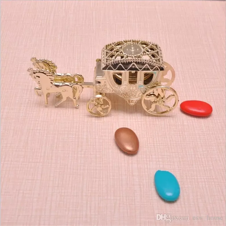 30pcs/lot Cinderella Carriage Wedding Favor Boxes Candy Box Royal Wedding Favor Boxes Gifts Event Party Supplies
30pcs/lot Cinderella Carriage Wedding Favor Boxes Candy Box Royal Wedding Favor Boxes Gifts Event Party Supplies