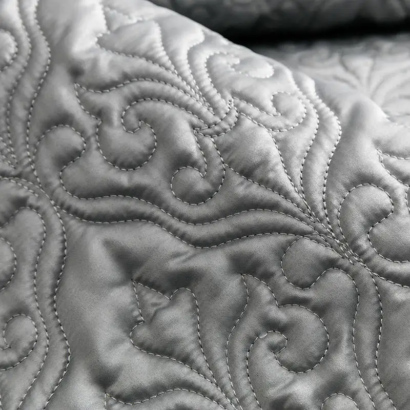 Famvotar Luxury European Style 3 Piece Quilted Comforter Embroidered Queen King Size 100% Cotton Damask Pattern Bed Spread
Famvotar Luxury European Style 3 Piece Quilted Comforter Embroidered Queen King Size 100% Cotton Damask Pattern Bed Spread
