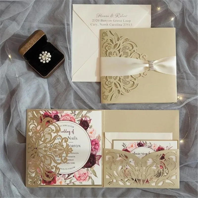 10Pcs Wedding invitations laser-cut Card Content Custom Printed Envelopes Belts Business Banquets Postcards Party Supplies
10Pcs Wedding invitations laser-cut Card Content Custom Printed Envelopes Belts Business Banquets Postcards Party Supplies
