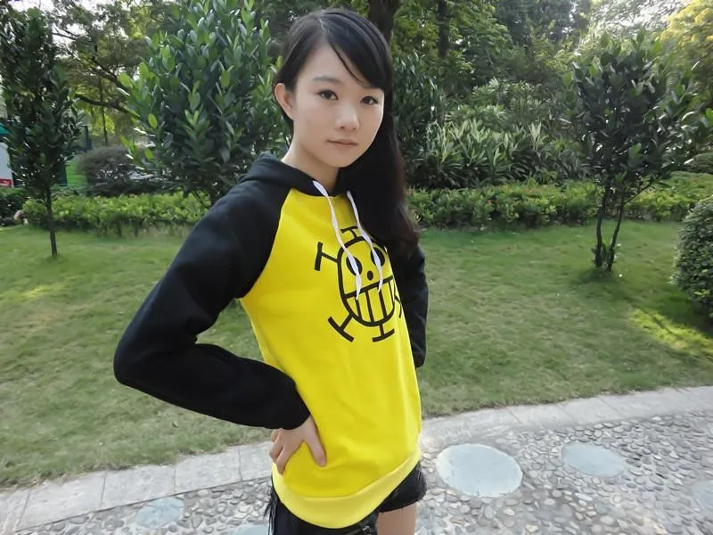 One Piece long sleeve Hoodie Law winter fleece Coat hoody ladies anime cosplay costume men women casual hoodies and sweatshirts
One Piece long sleeve Hoodie Law winter fleece Coat hoody ladies anime cosplay costume men women casual hoodies and sweatshirts